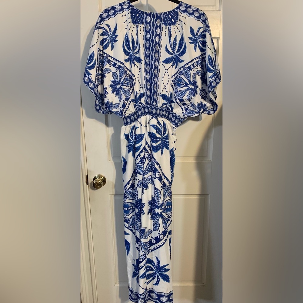 Cupshe Blue and White Floral V‑Neck Swim Coverup Maxi - Picture 6 of 10